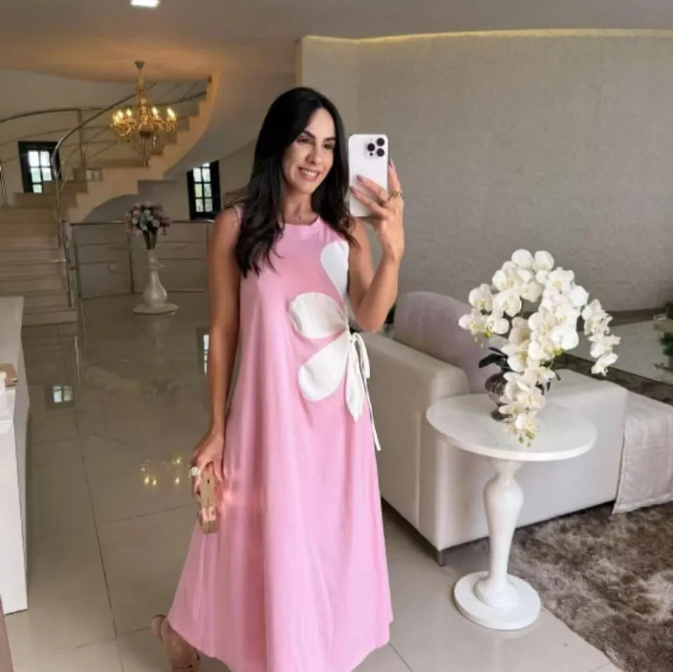 Vicki – Floral Appliqué Sleeveless Maxi Dress