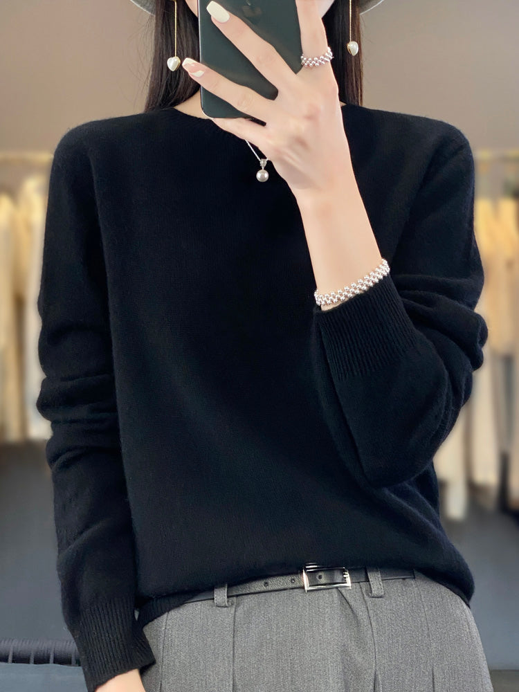 Trudy – Soft Knit Round Neck Sweater