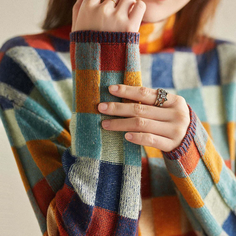 Irene – Retro Check Turtleneck Sweater