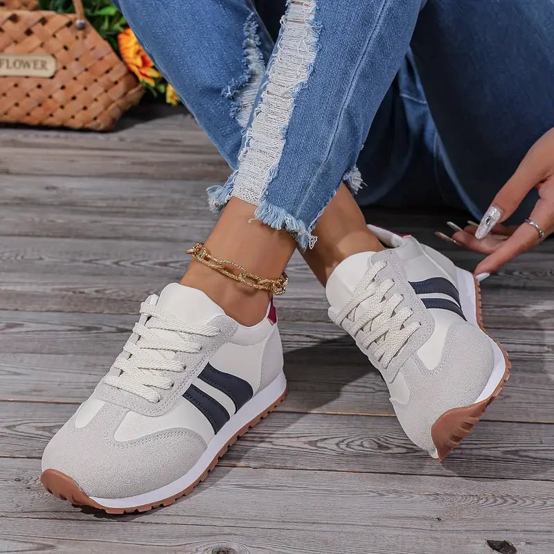 Vonda – Retro Lace-Up Everyday Sneakers