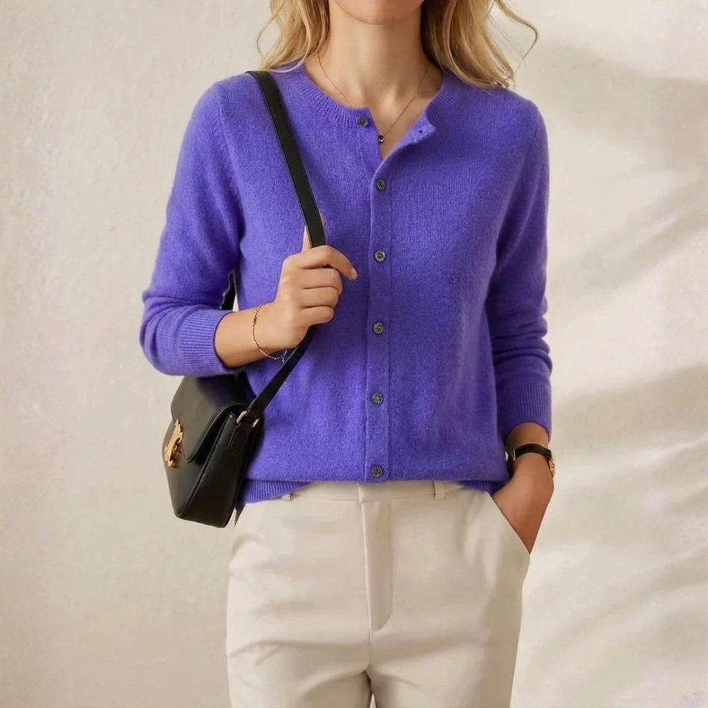 Nellie – Crew Neck Button-Front Knit Cardigan
