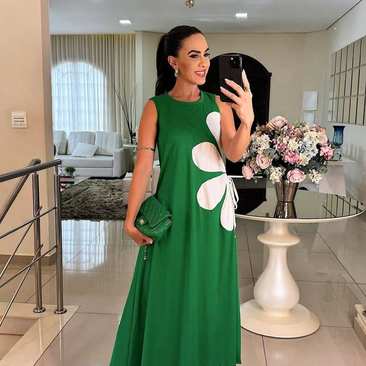 Vicki – Floral Appliqué Sleeveless Maxi Dress