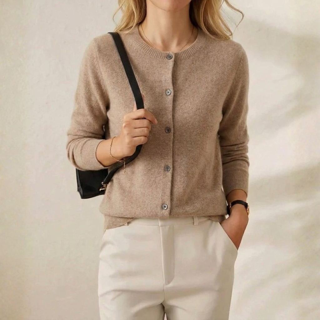 Nellie – Crew Neck Button-Front Knit Cardigan