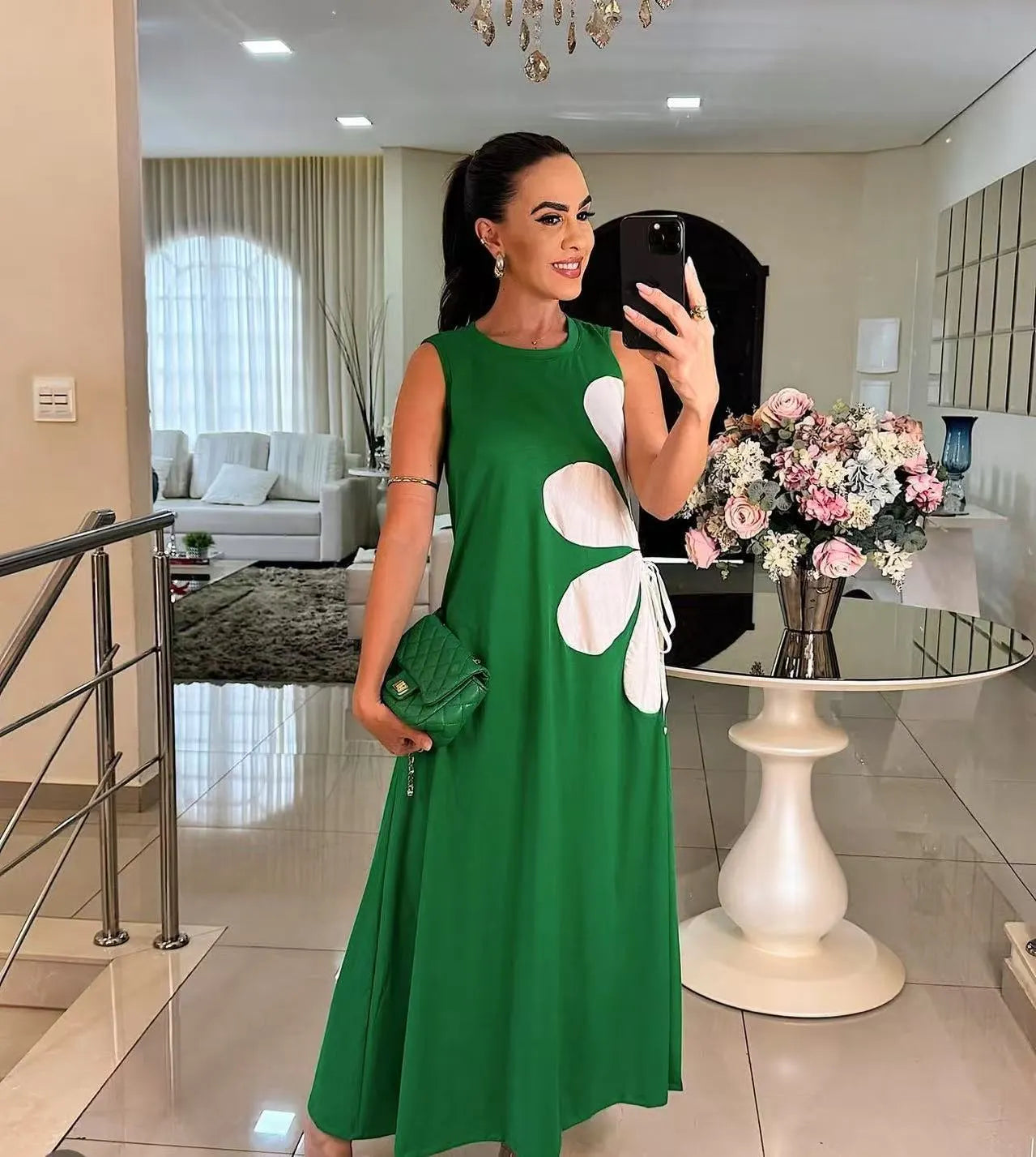 Vicki – Floral Appliqué Sleeveless Maxi Dress