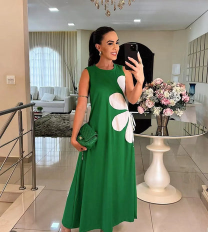 Vicki – Floral Appliqué Sleeveless Maxi Dress