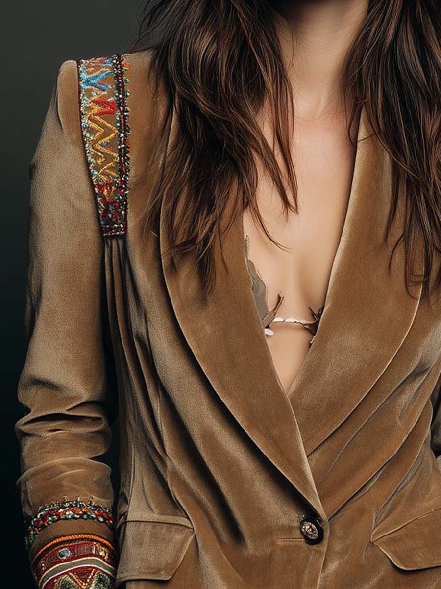 Laura – Velvet Blazer with Embroidered Detail