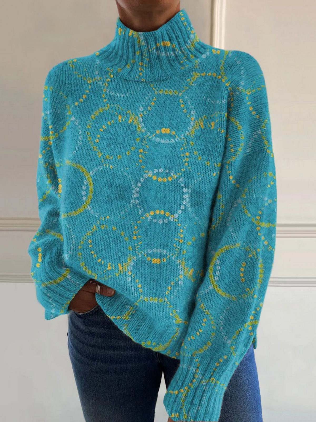 Ola – Circle Print Turtleneck Sweater