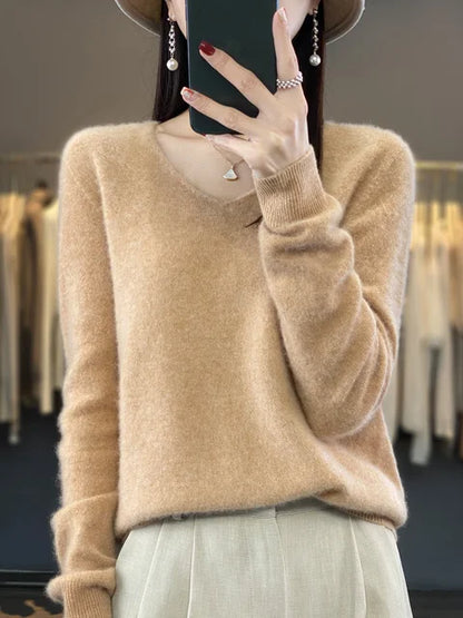 Laverne – Soft Knit Relaxed V-Neck Sweater