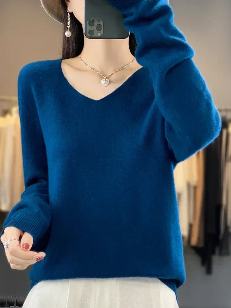 Laverne – Soft Knit Relaxed V-Neck Sweater