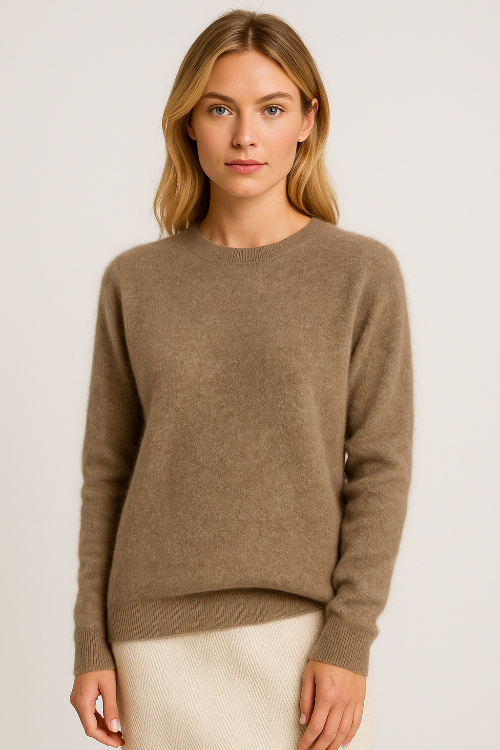 Beverly – Classic Crewneck Knit Sweater