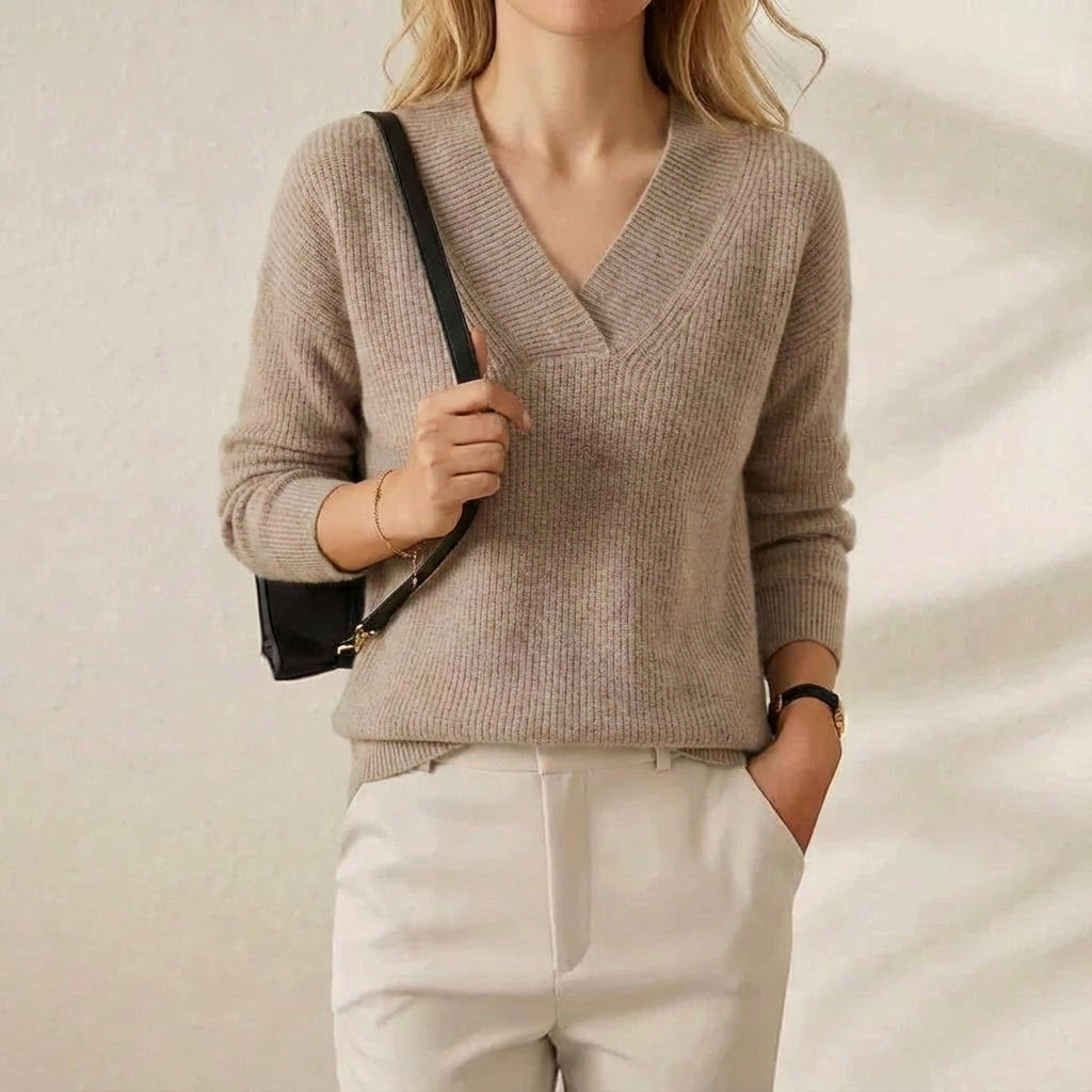 Vivien – Ribbed V-Neck Sweater