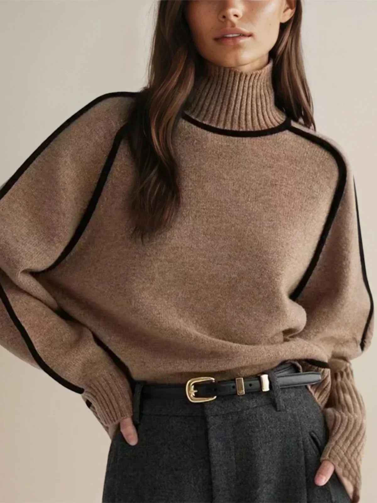 Kari – Turtleneck Sweater with Contrast Piping