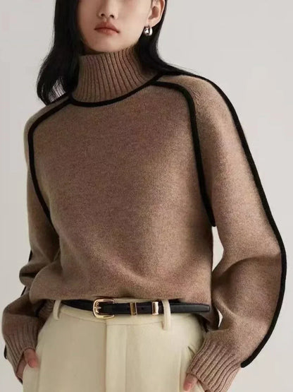 Kari – Turtleneck Sweater with Contrast Piping