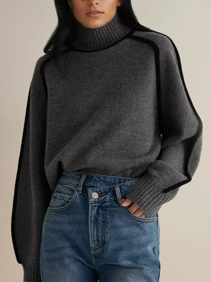 Kari – Turtleneck Sweater with Contrast Piping