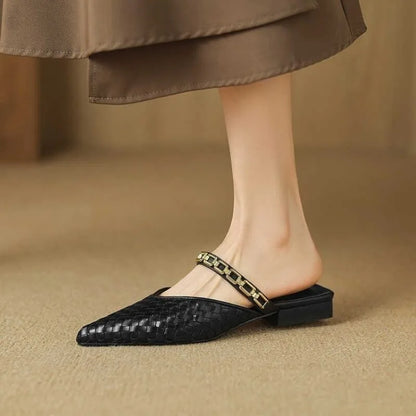 Dayanara | Pointed-Toe Mules