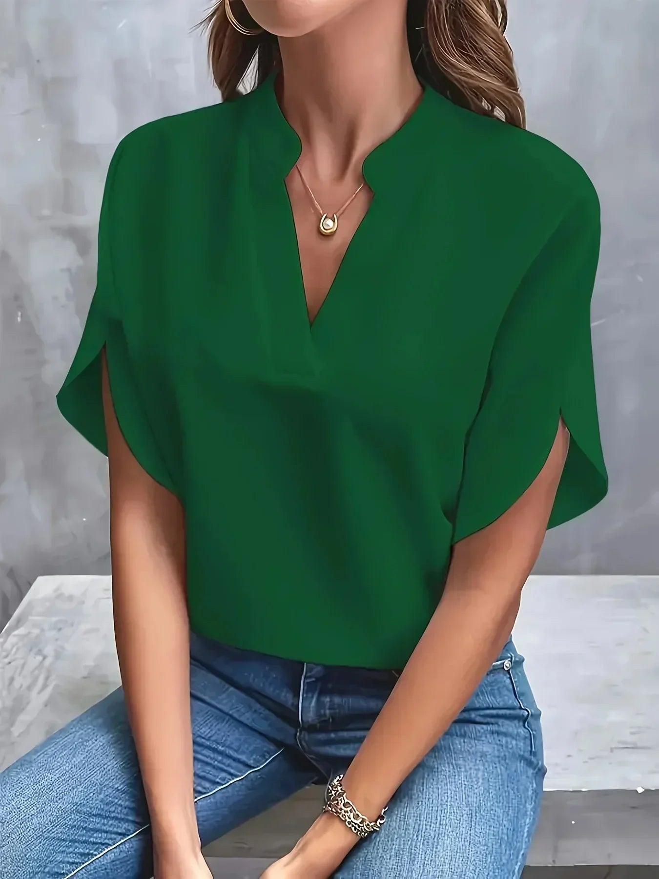 Chiara | Sophisticated Blouse with Tailored Design