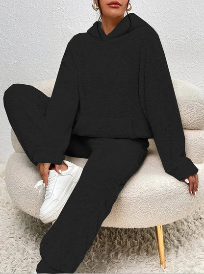 Meredith – Fluffy Hooded Lounge Set