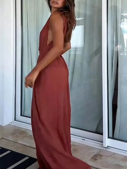 Sondra – Deep V Wide-Leg Elegant Jumpsuit