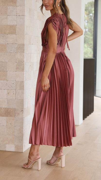 Suki | Elegant Pleated Maxi Dress