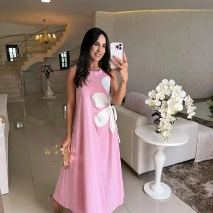 Vicki – Floral Appliqué Sleeveless Maxi Dress