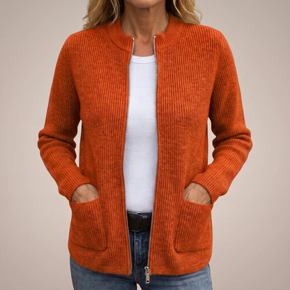 Heather – Ribbed Zip-Up Cardigan with Deep Pockets