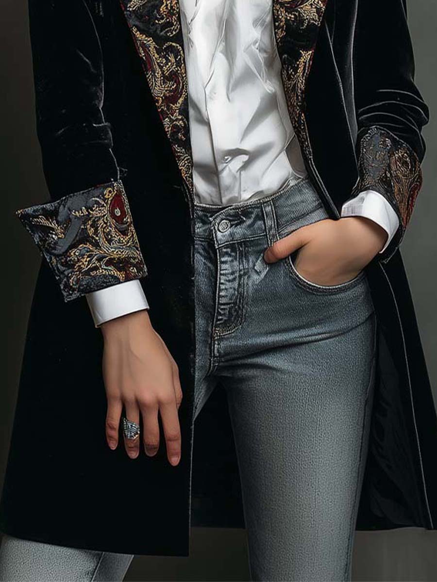 Roberta – Velvet Longline Blazer with Baroque Lapels