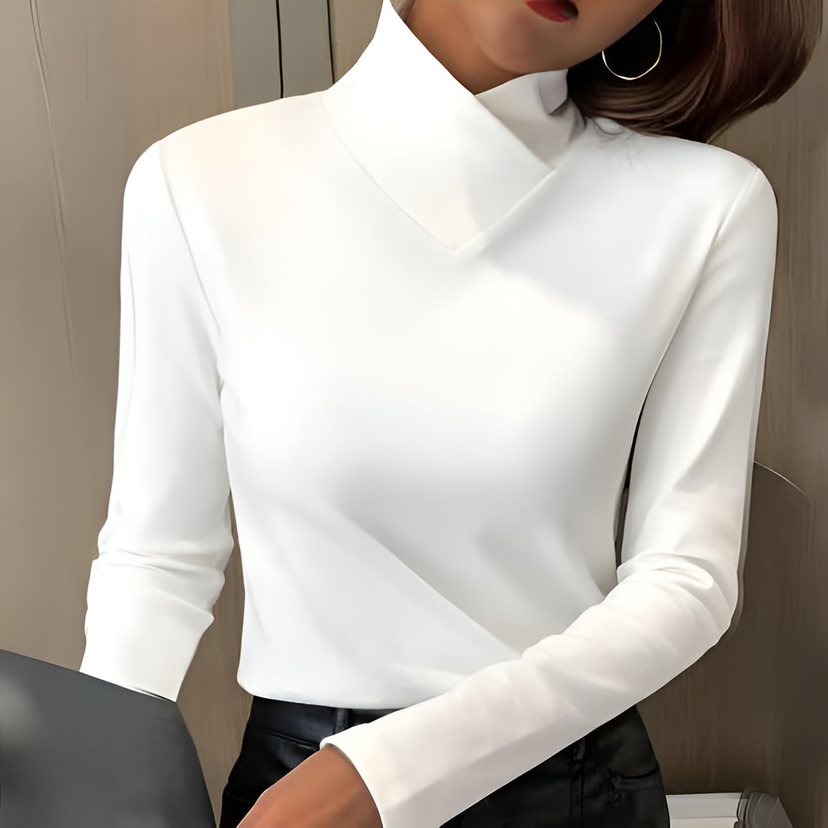Rebecca – Elegant High-Neck Long Sleeve Top