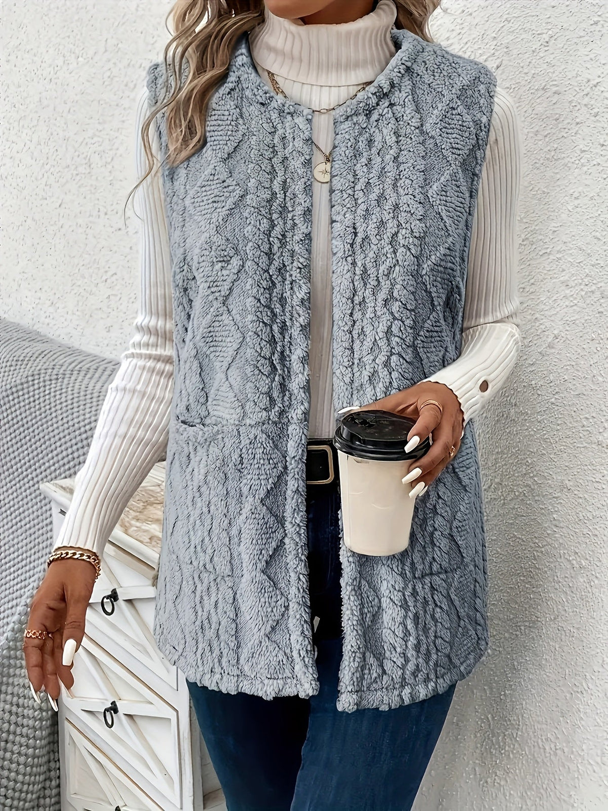 Nita – Longline Textured Sleeveless Vest