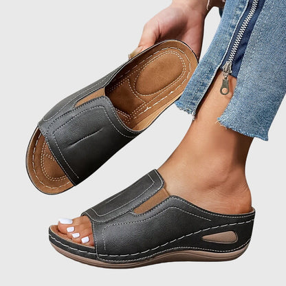 Naya | Orthopedic Sandals