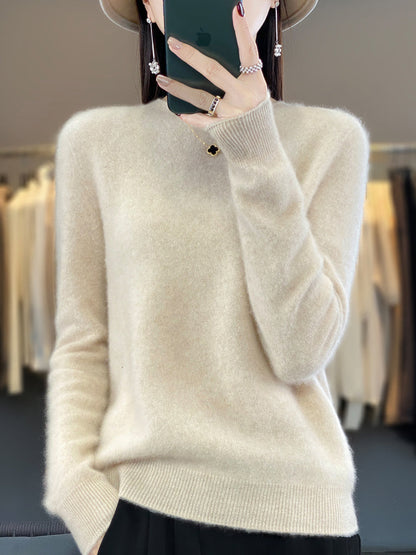 Trudy – Soft Knit Round Neck Sweater