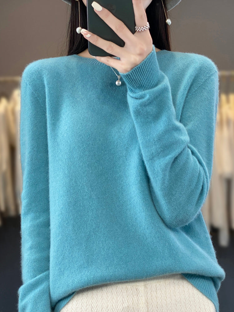 Trudy – Soft Knit Round Neck Sweater
