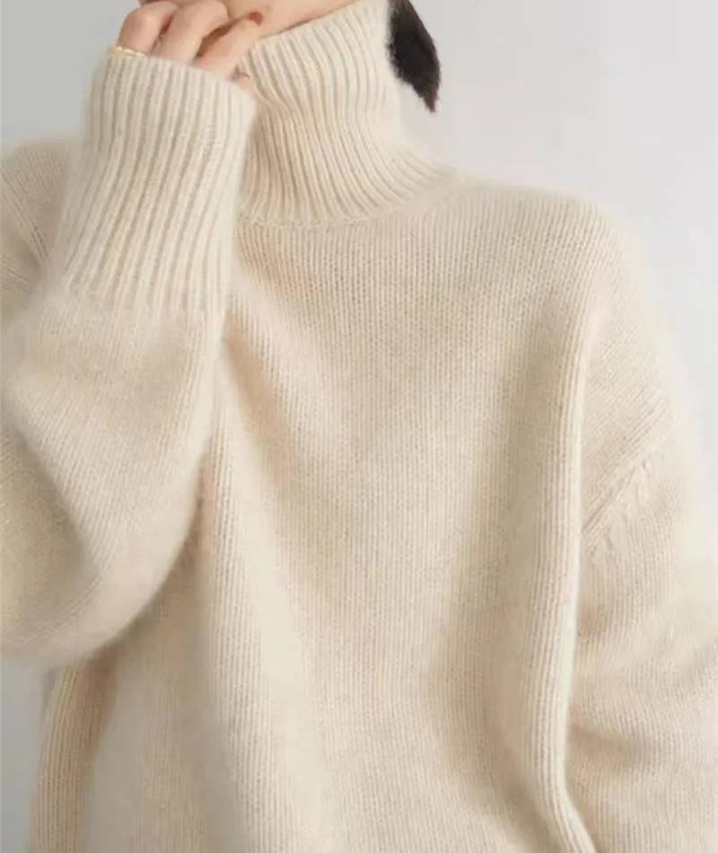 Kari – Oversized Turtleneck Knit Sweater