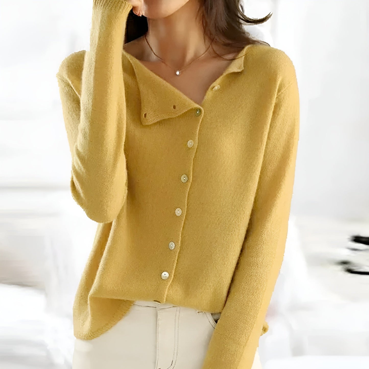 Evelyn – Button-Front Knit Cardigan