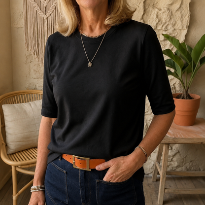Imogene – Relaxed Three-Quarter Sleeve Top
