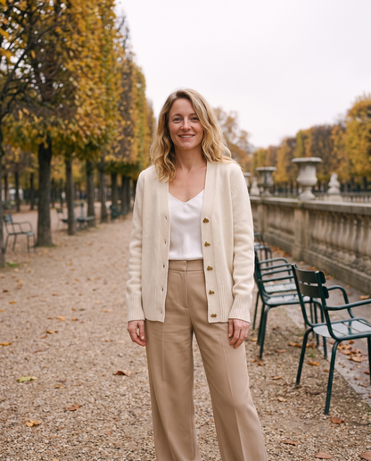 Opal – V-Neck Cardigan with Heart Buttons