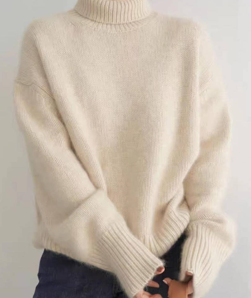 Kari – Oversized Turtleneck Knit Sweater