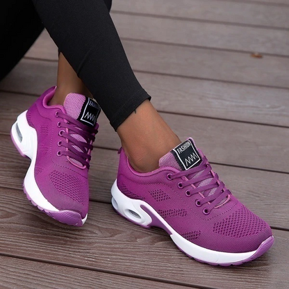 Bonita – Cushioned Lace-Up Sports Sneakers